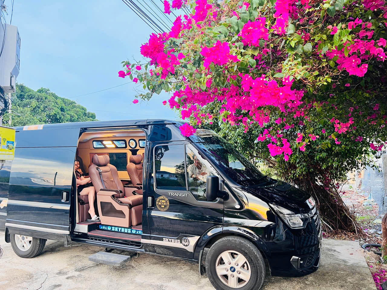 Limousine 9 chỗ đi đồng tháp